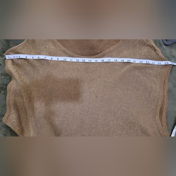 Wet Seal Off Shoulder blouse with attached  belt. Gold metallic.  Size S/P - Picture 6 of 11